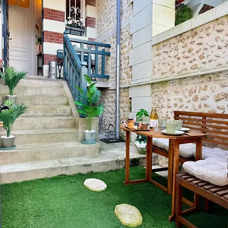 La Maison De Luise Yourhosthelper Hébergement de vacances *