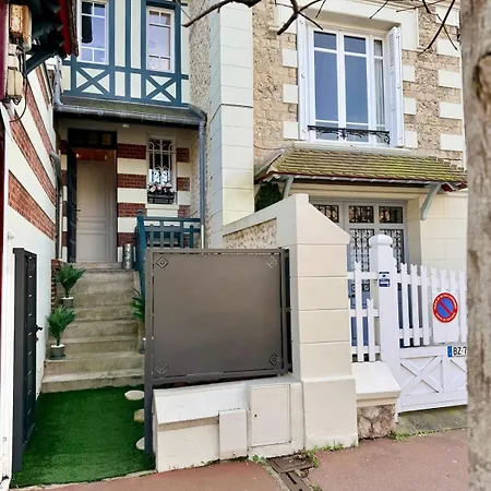 La Maison De Luise Yourhosthelper Hébergement de vacances Deauville